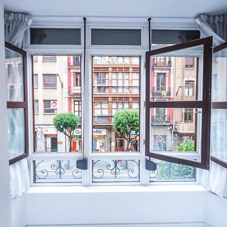 Gran Apartamento 6 Suites Bilbao Center Esterno foto