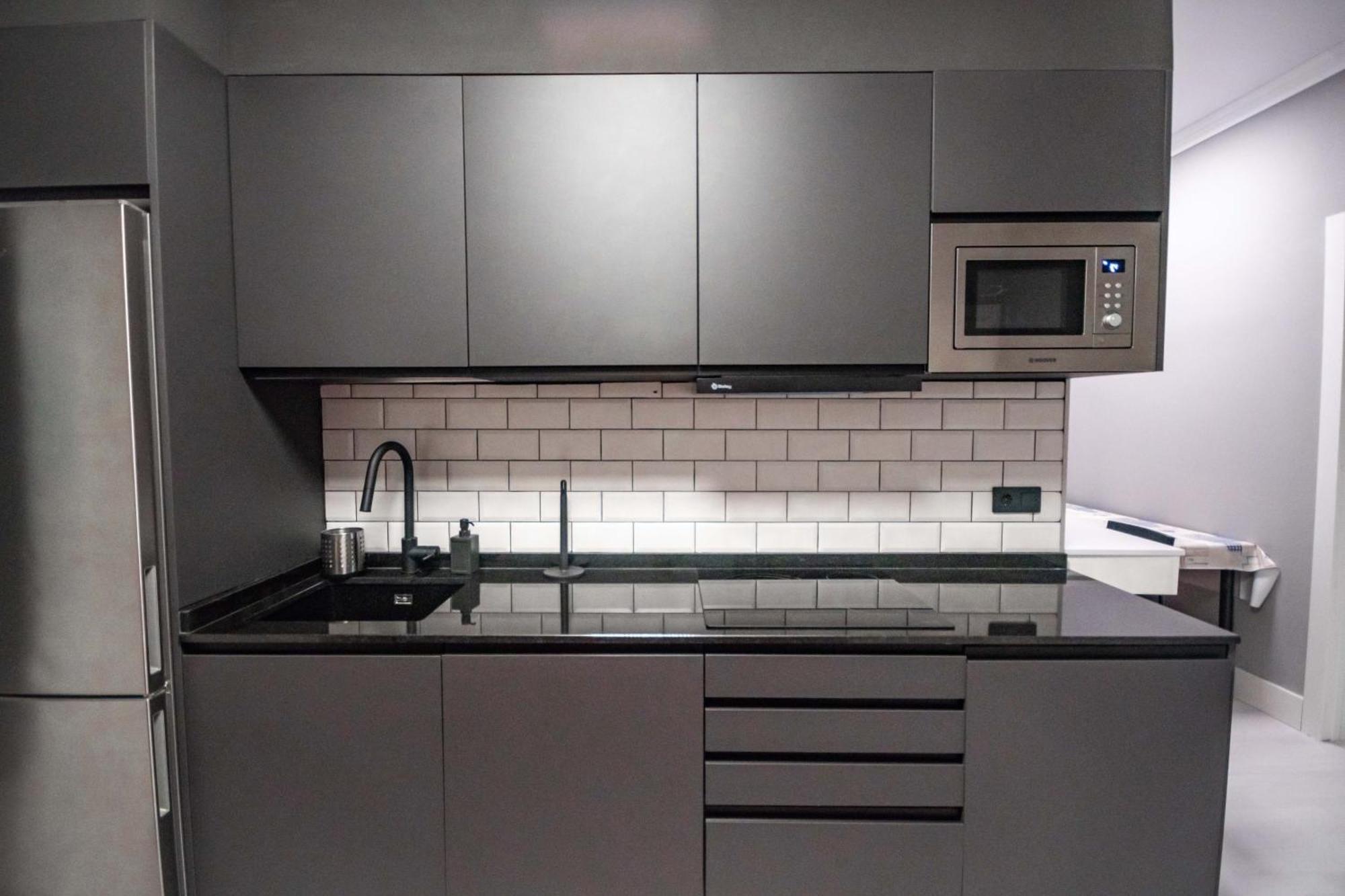 Gran Apartamento 6 Suites Bilbao Center Esterno foto