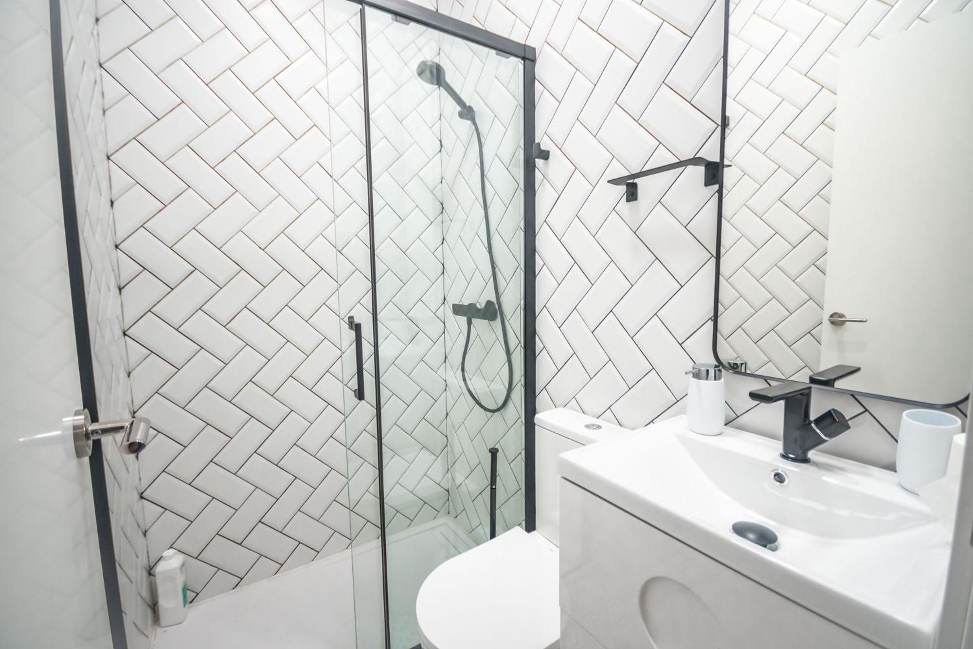 Gran Apartamento 6 Suites Bilbao Center Esterno foto
